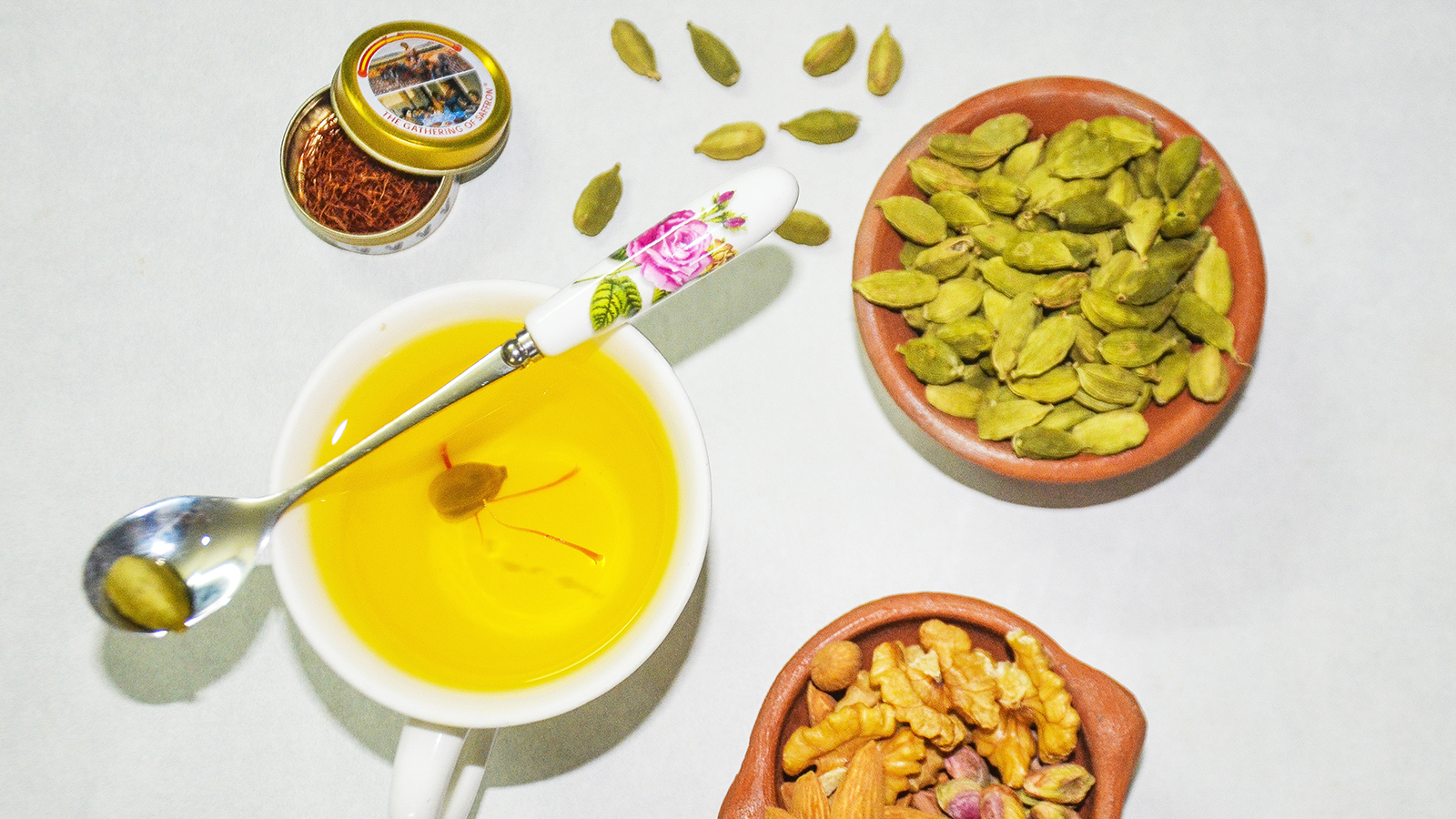Saffron tea